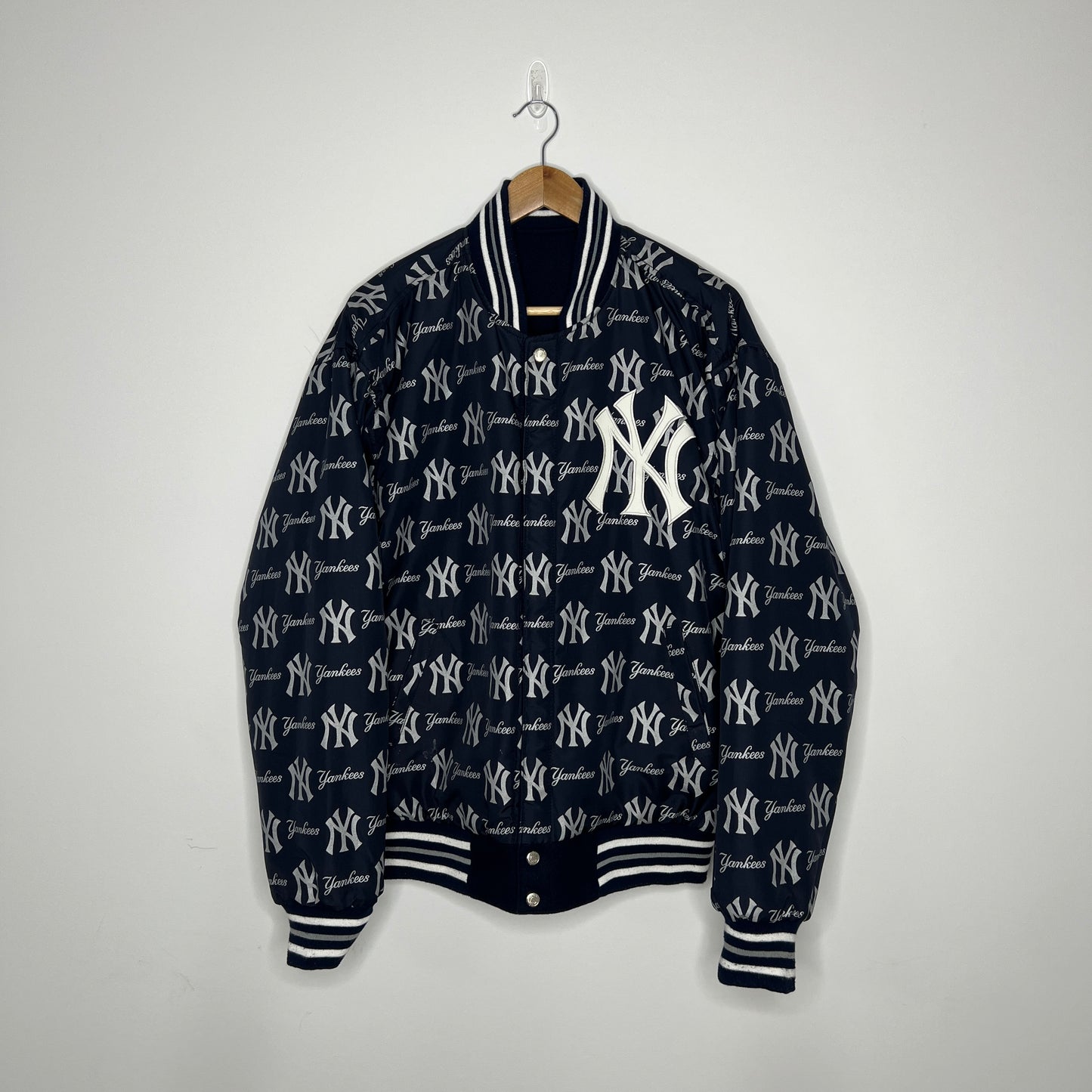 Reversible New York Yankees Jacket | JH Design